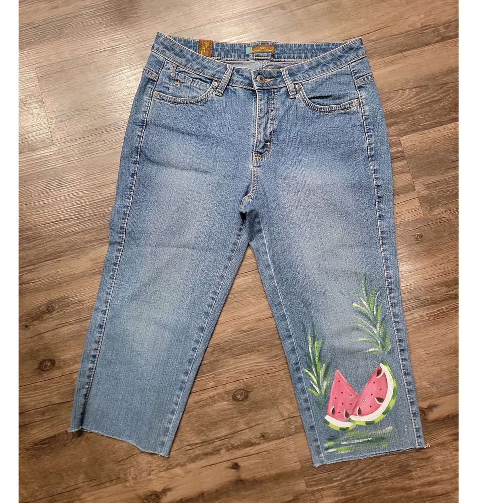 Wrangler Aura Womens Blue Denim Capri Jeans Hand Painted Watermelon Raw Hem 30